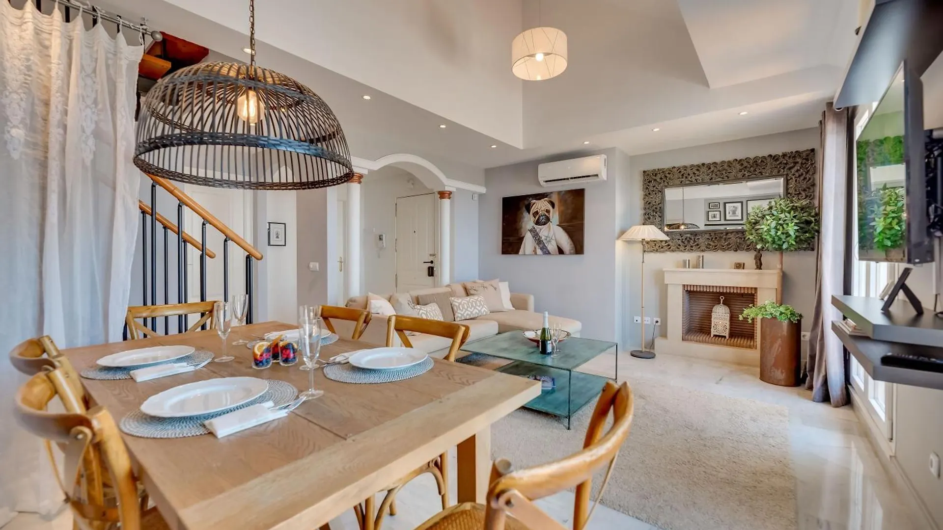 Elegant 2 Bdrm Penthouse With Bbq And Pools Apartment Marbella